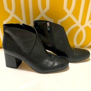 Women’s size 8 Via Spiga Black Leather Booties